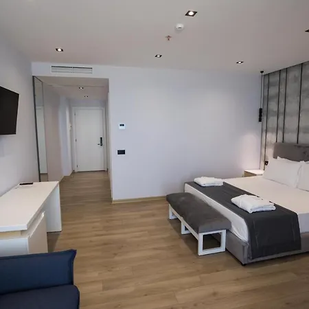 Mirage Hotel 4*