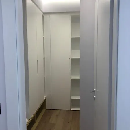 Hotel Mirage Golem (Tirana)