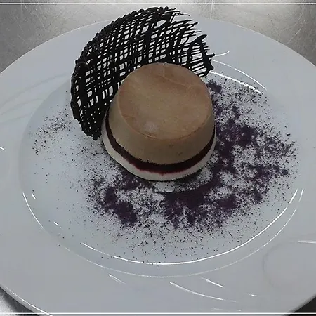 Hotel Mirage Golem (Tirana)