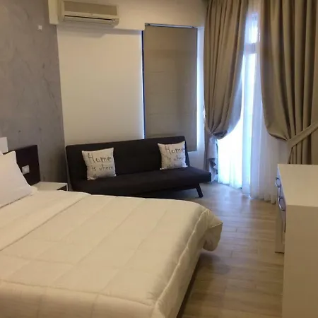 Hotel Mirage Golem (Tirana)