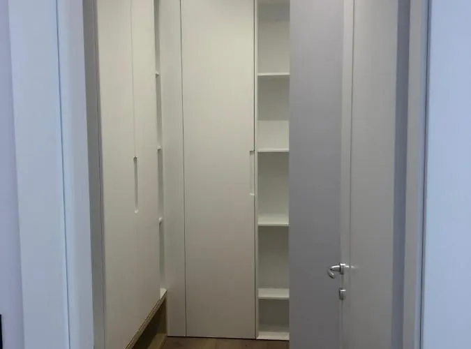 Hotel Mirage Golem (Tirana)