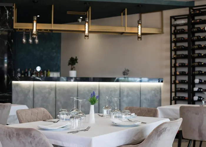 Hotel Mirage Golem (Tirana)