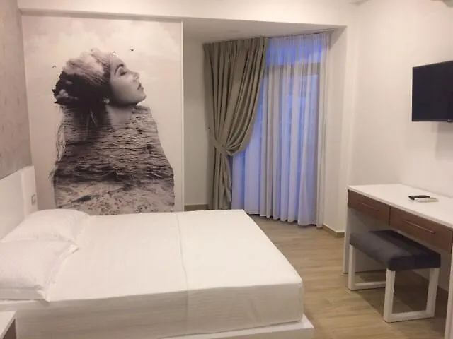 Hotel Mirage Golem (Tirana)