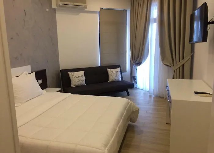 Hotel Mirage Golem (Tirana)